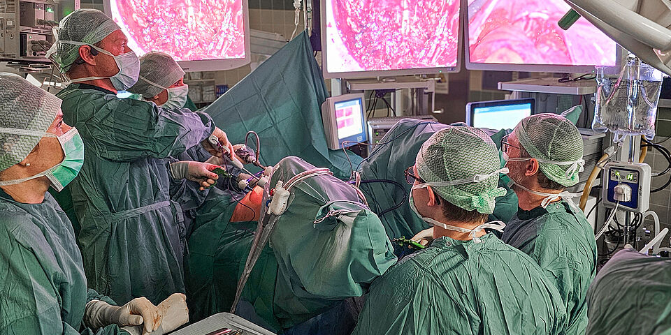 OP aus Schwarzach live beim größten Symposium für minimal-invasive Chirurgie in Deutschland übertragen