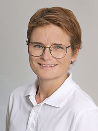 OA Dr. Nina Edlinger