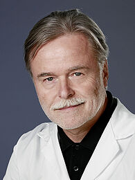 Prim. Dr. Franz Messenbäck