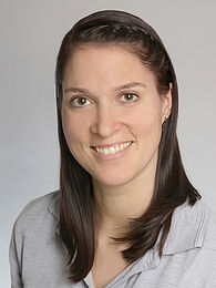  Victoria Mayer