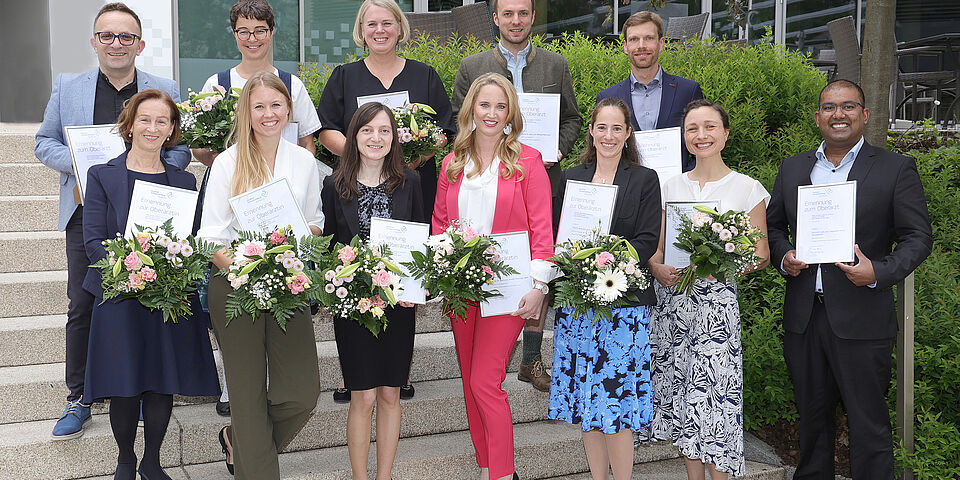 13 neue Oberärztinnen und Oberärzte ernannt