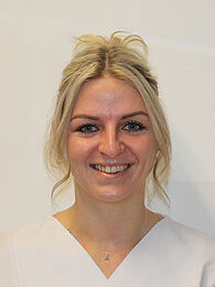 Dr. Anna Ebner