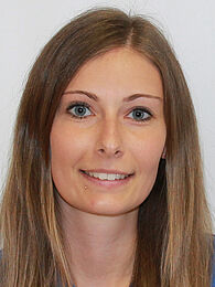  Yvonne Andexer