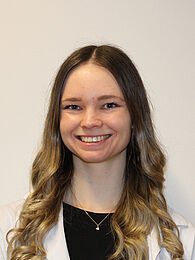  Anna Scharfetter